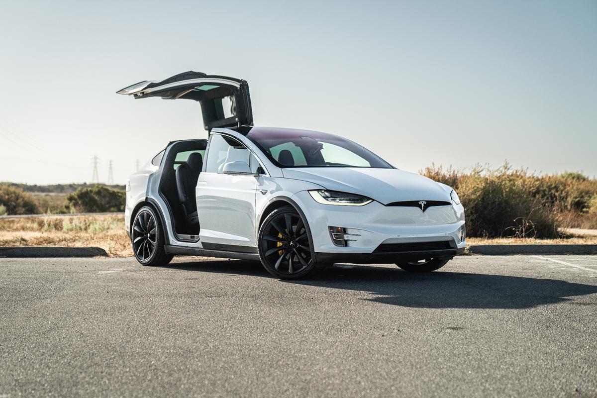 Tesla Model X 2017