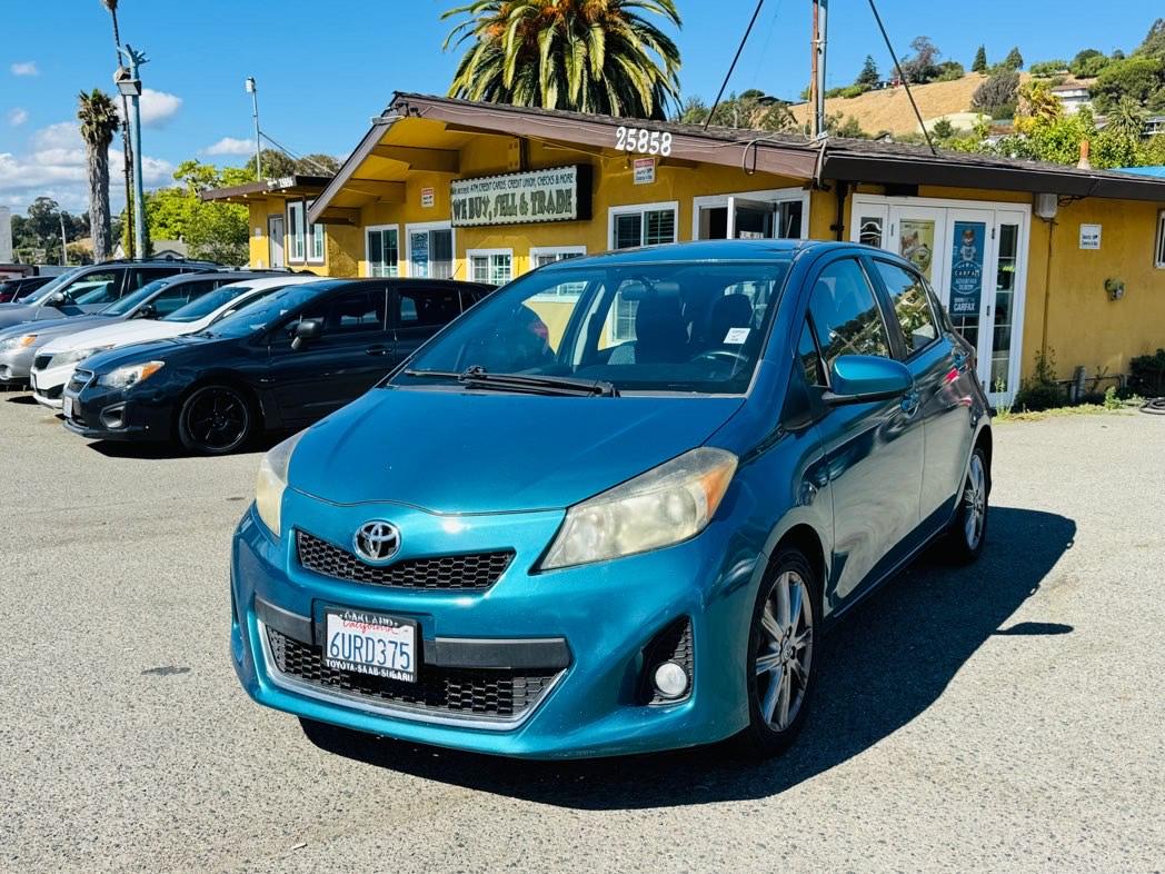 Toyota Yaris 2012