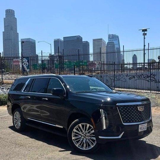 Cadillac Escalade ESV 2025