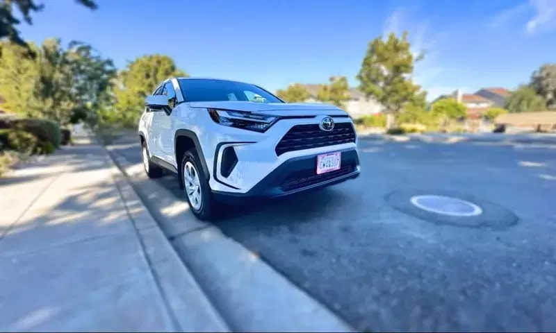 Toyota RAV4 2024
