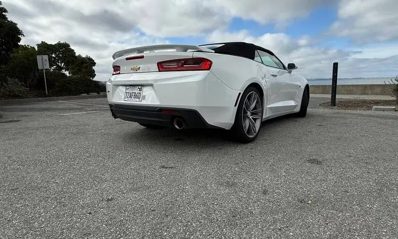 Car Image 4