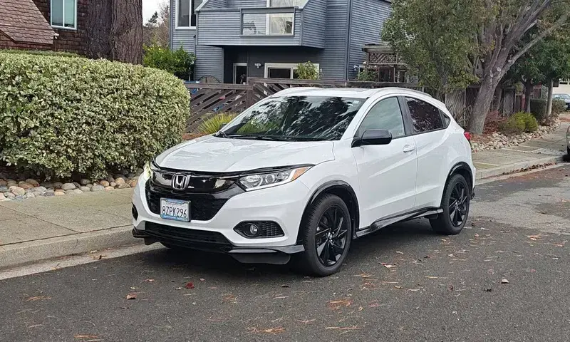 Car Image 3