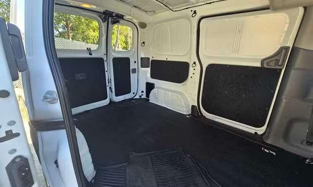 Nissan NV200 2021