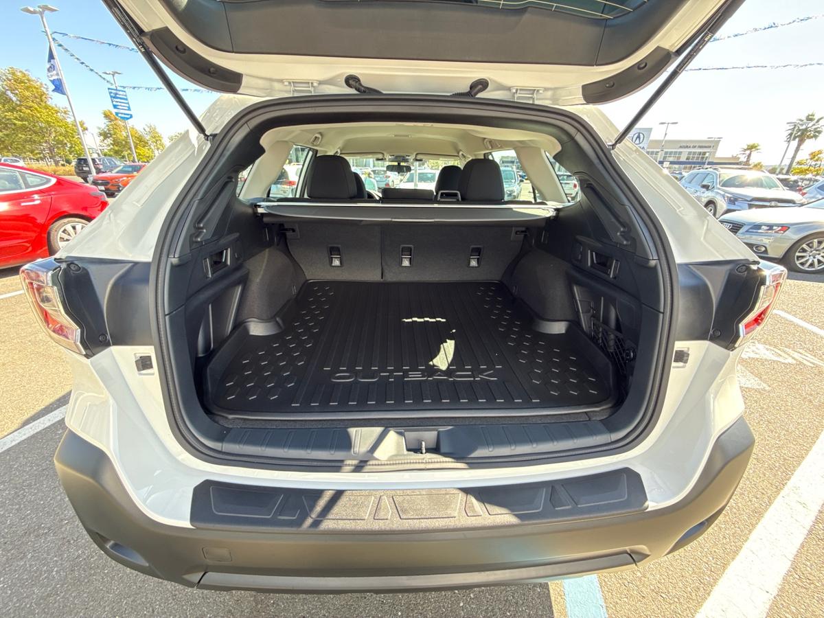 Subaru Outback 2025