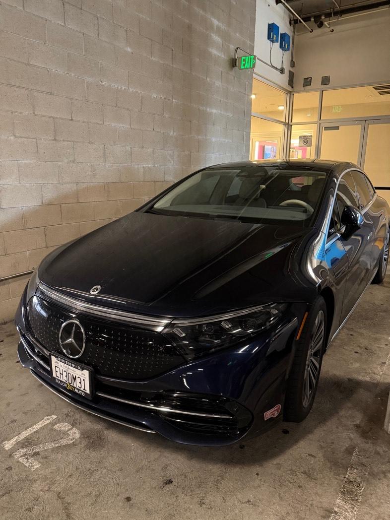 Mercedes EQS-Class Sedan 2022