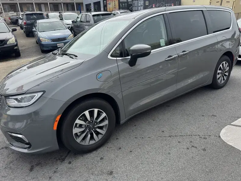 Car Image 2
