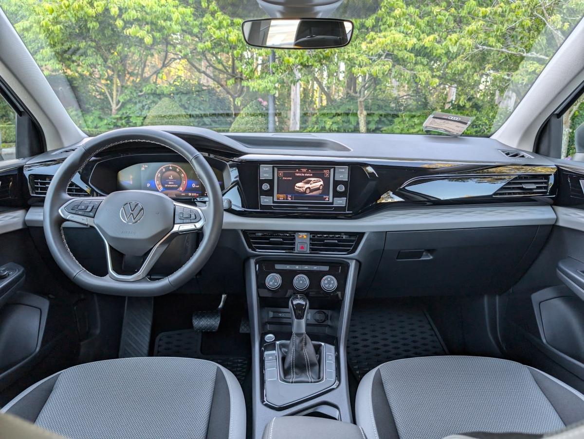 Volkswagen Taos 2025