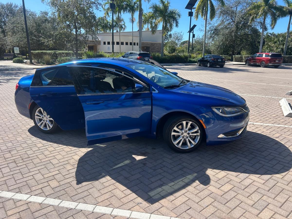 Chrysler 200 2015