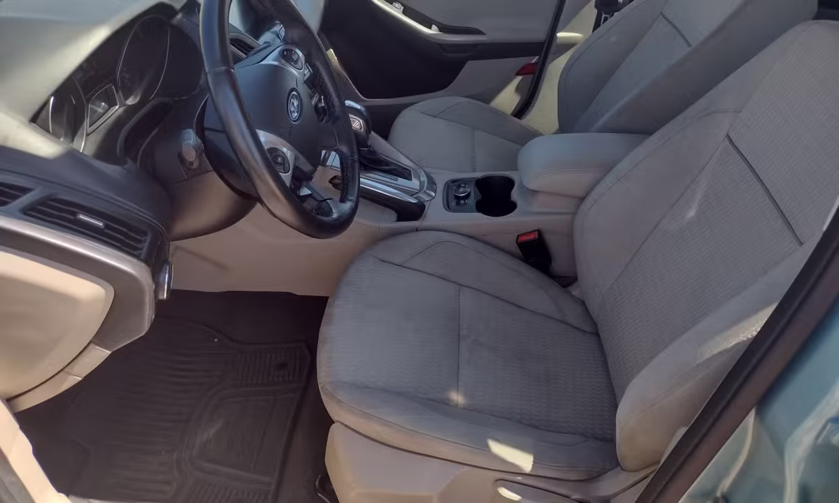 2012 Ford Focus 9