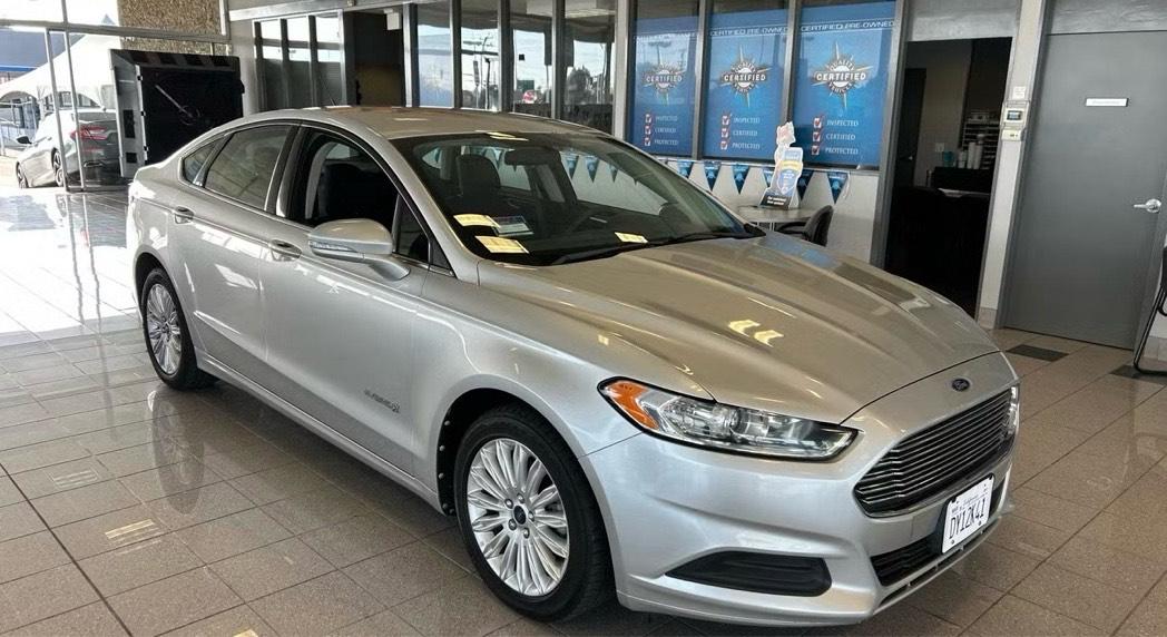 2013 Ford Fusion 1