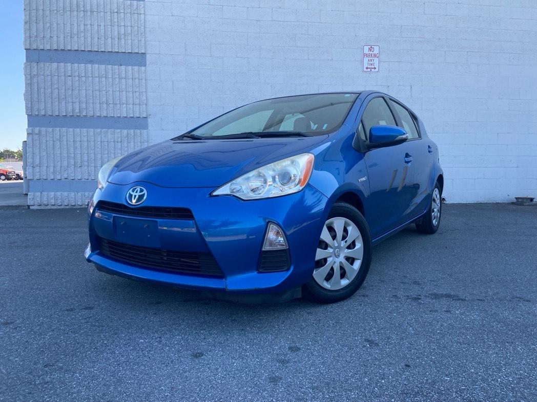 Toyota Prius C 2012