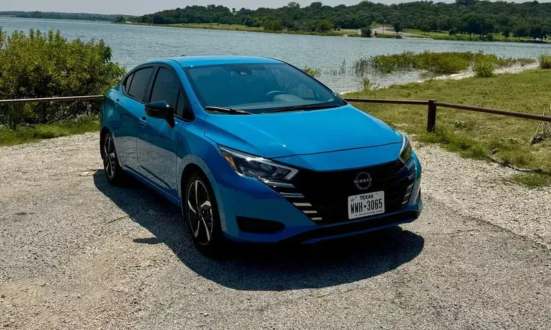 Nissan Versa 2025