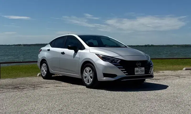 Nissan Versa 2025