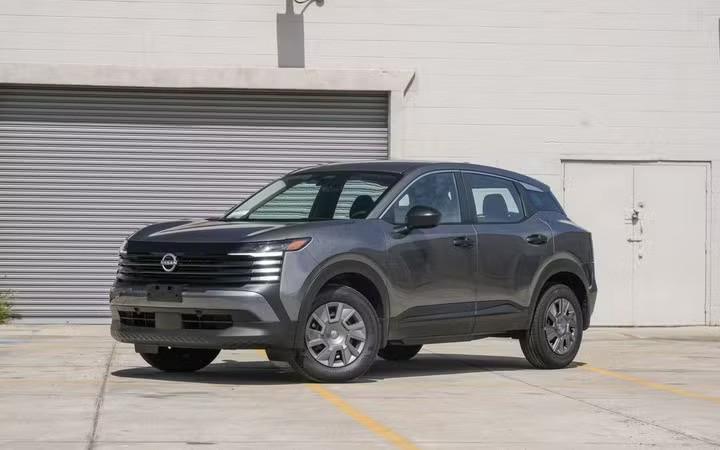 Nissan Kicks MPV 2025