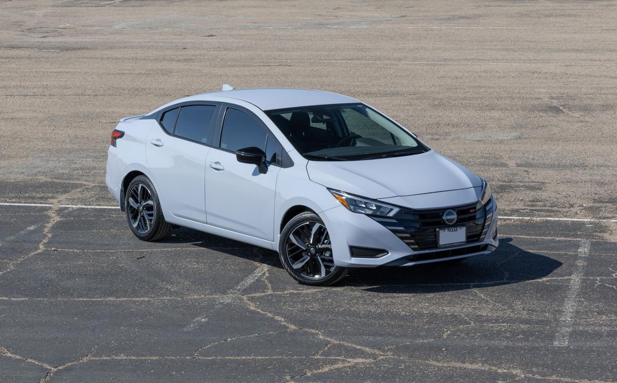 Nissan Versa 2025