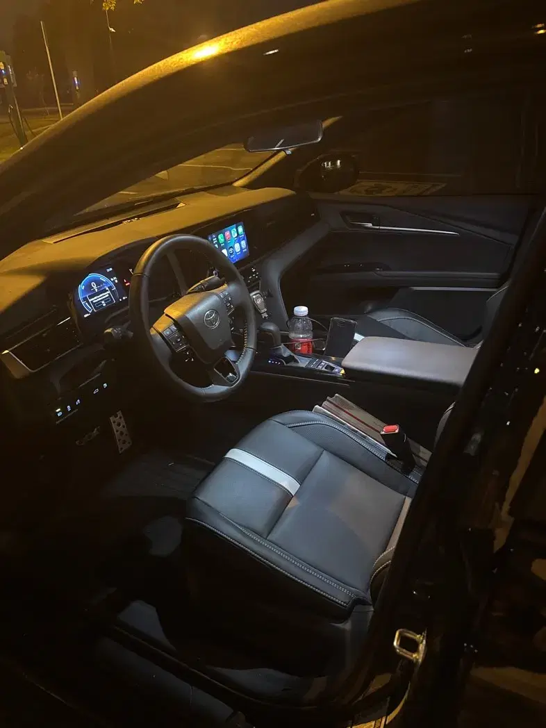Car Image 4
