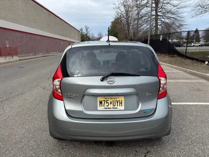 Car Image 4