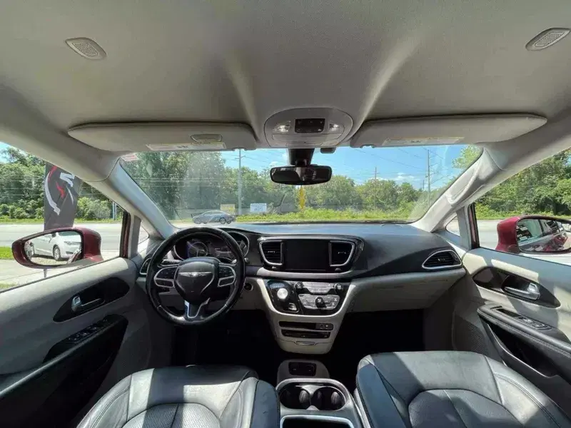 Chrysler Pacifica 2017