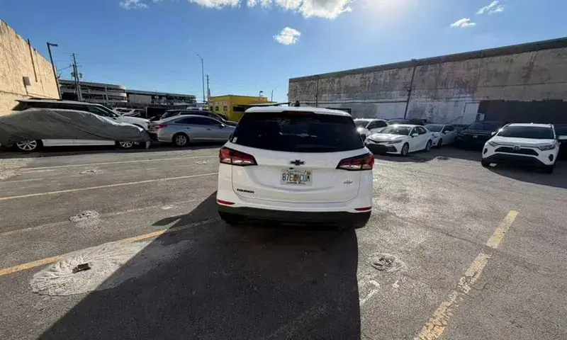 Car Image 4