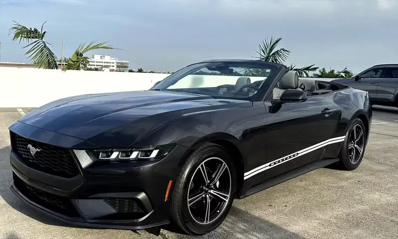 Ford Mustang 2024