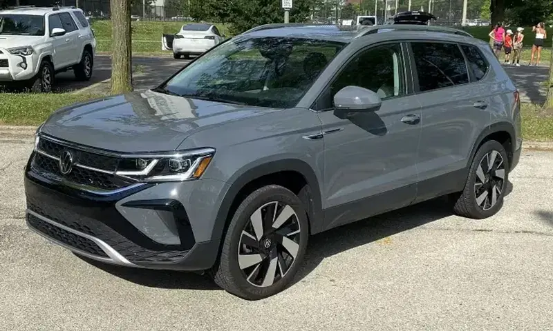 Volkswagen Taos 2024