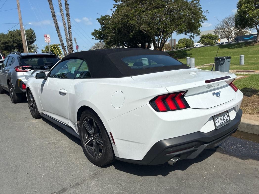 Ford Mustang 2025