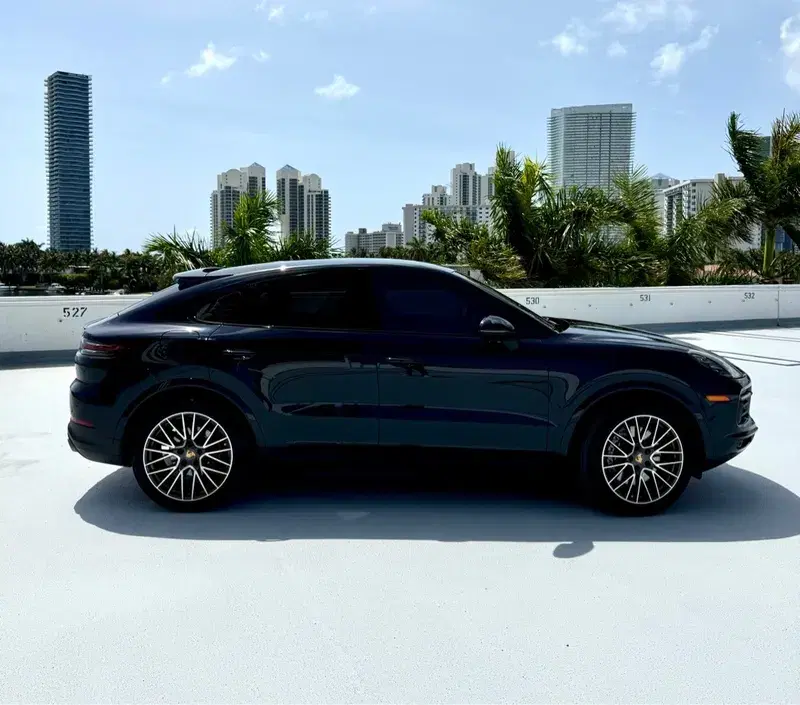 Car Image 4
