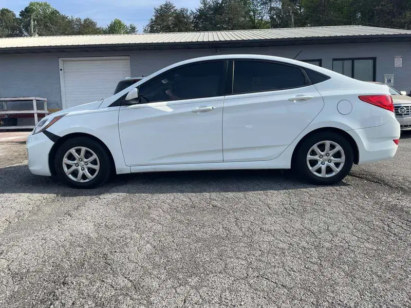 Hyundai Accent 2014