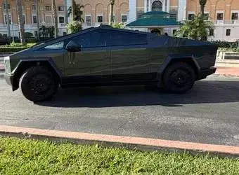 Tesla Cybertruck 2024