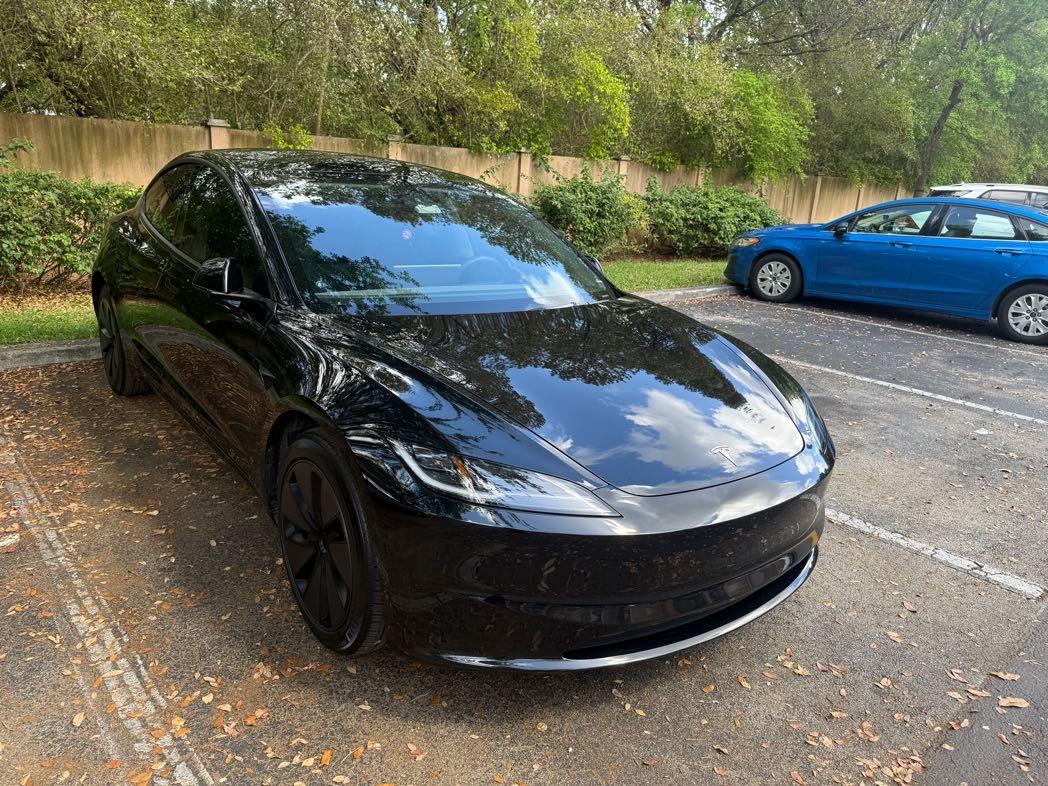 Tesla Model 3 2025