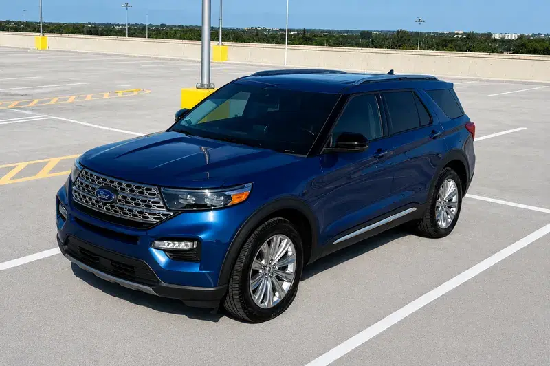 Ford Explorer 2023