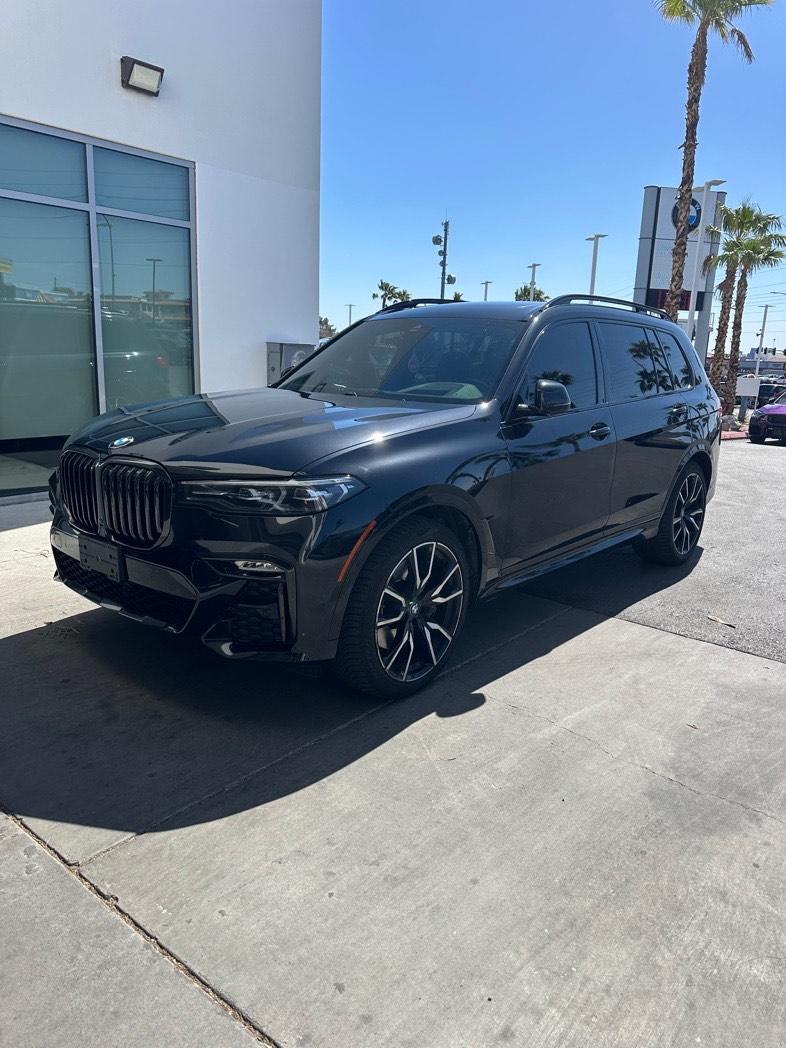 BMW X7 2021