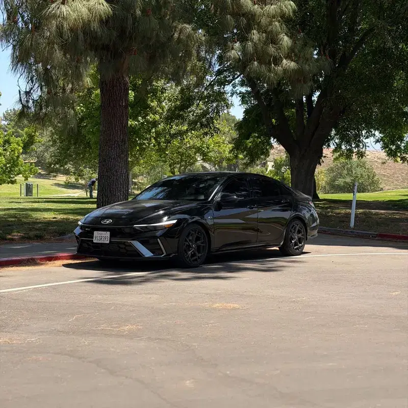 Hyundai Elantra 2025