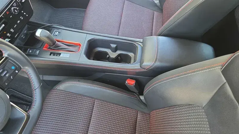 Nissan Kicks MPV 2025