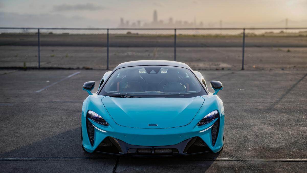 McLaren GT 2023
