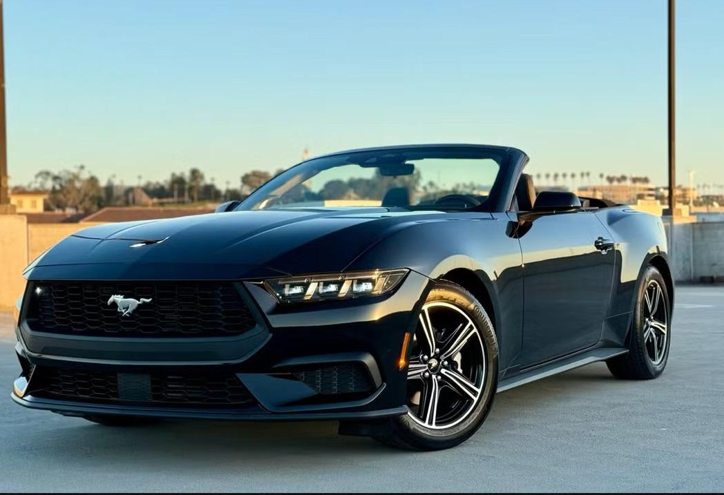 Ford Mustang 2025