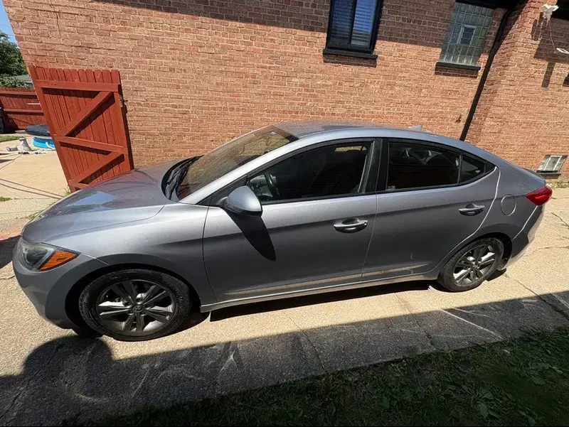 Hyundai Elantra 2017