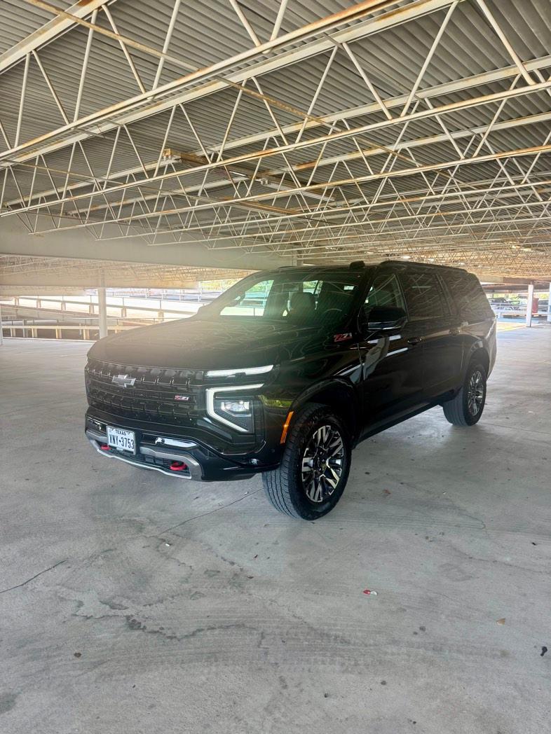 Chevrolet Suburban 2025