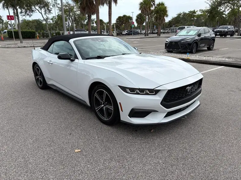 Ford Mustang 2024
