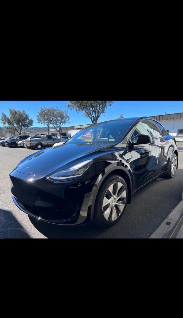 Tesla Model Y 2022