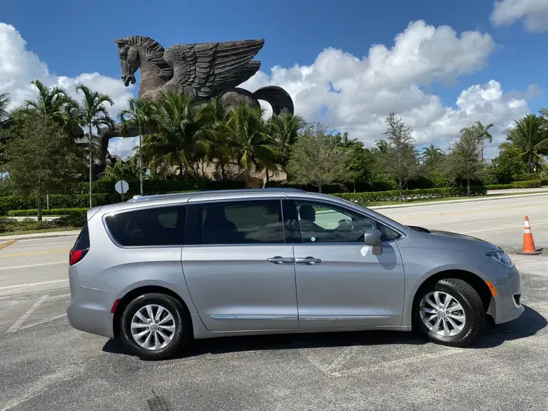 Chrysler Pacifica 2018