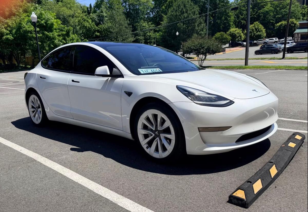 Tesla Model 3 2021