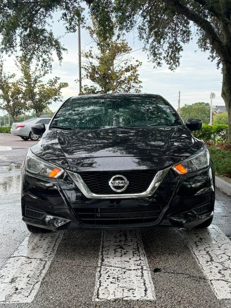 Nissan Versa 2021