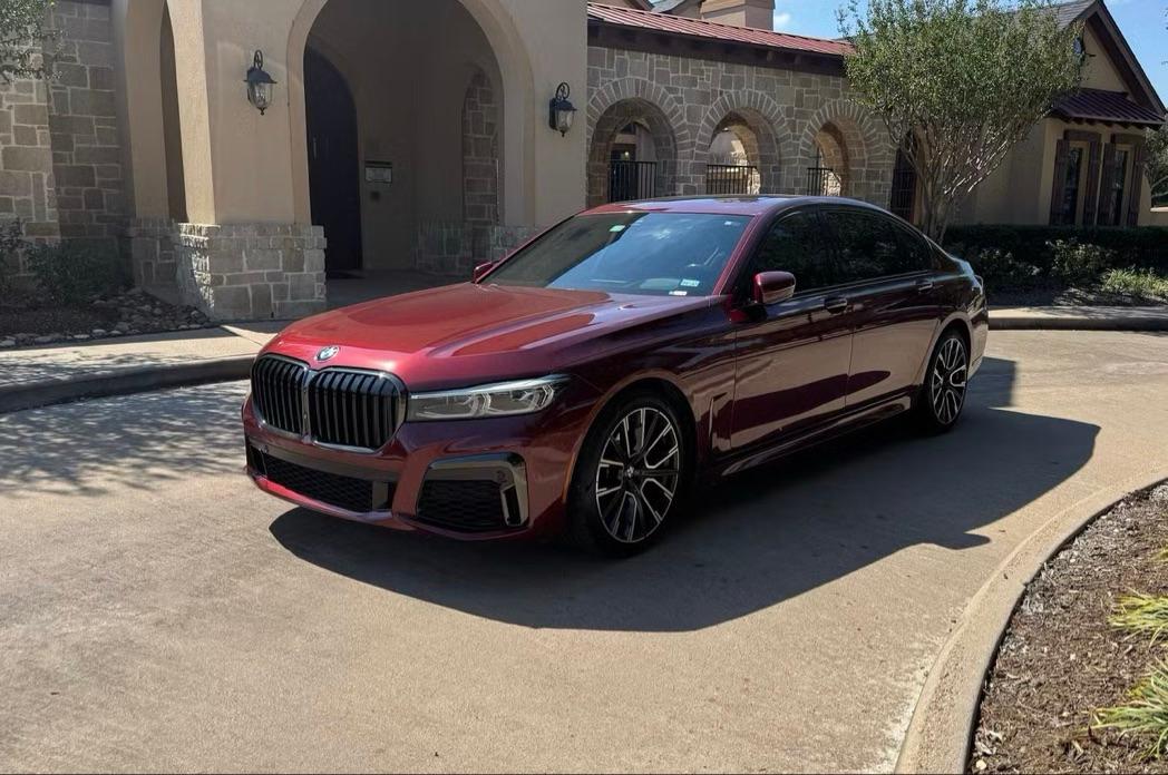 BMW 740i 2021