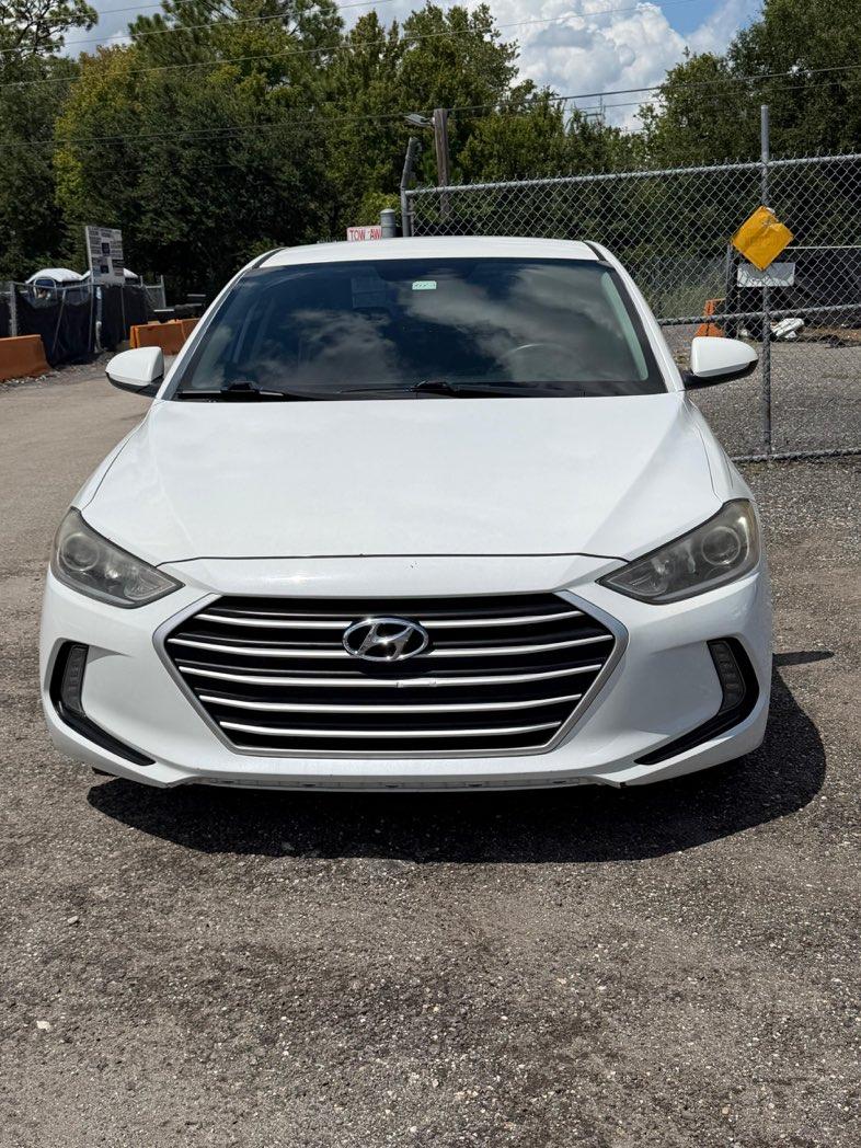 Hyundai Elantra 2018