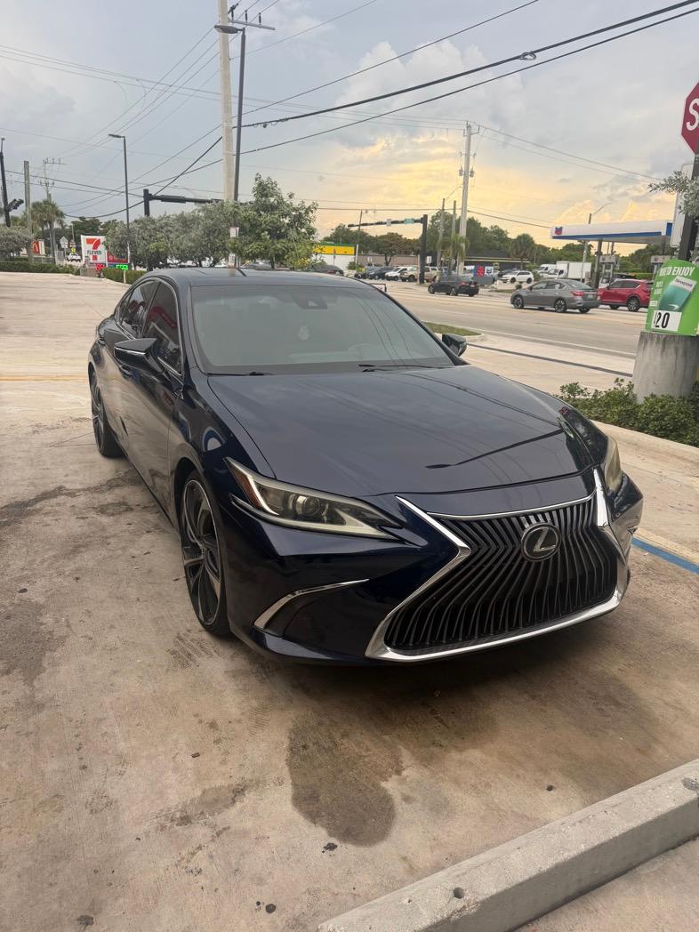 Lexus ES 2017