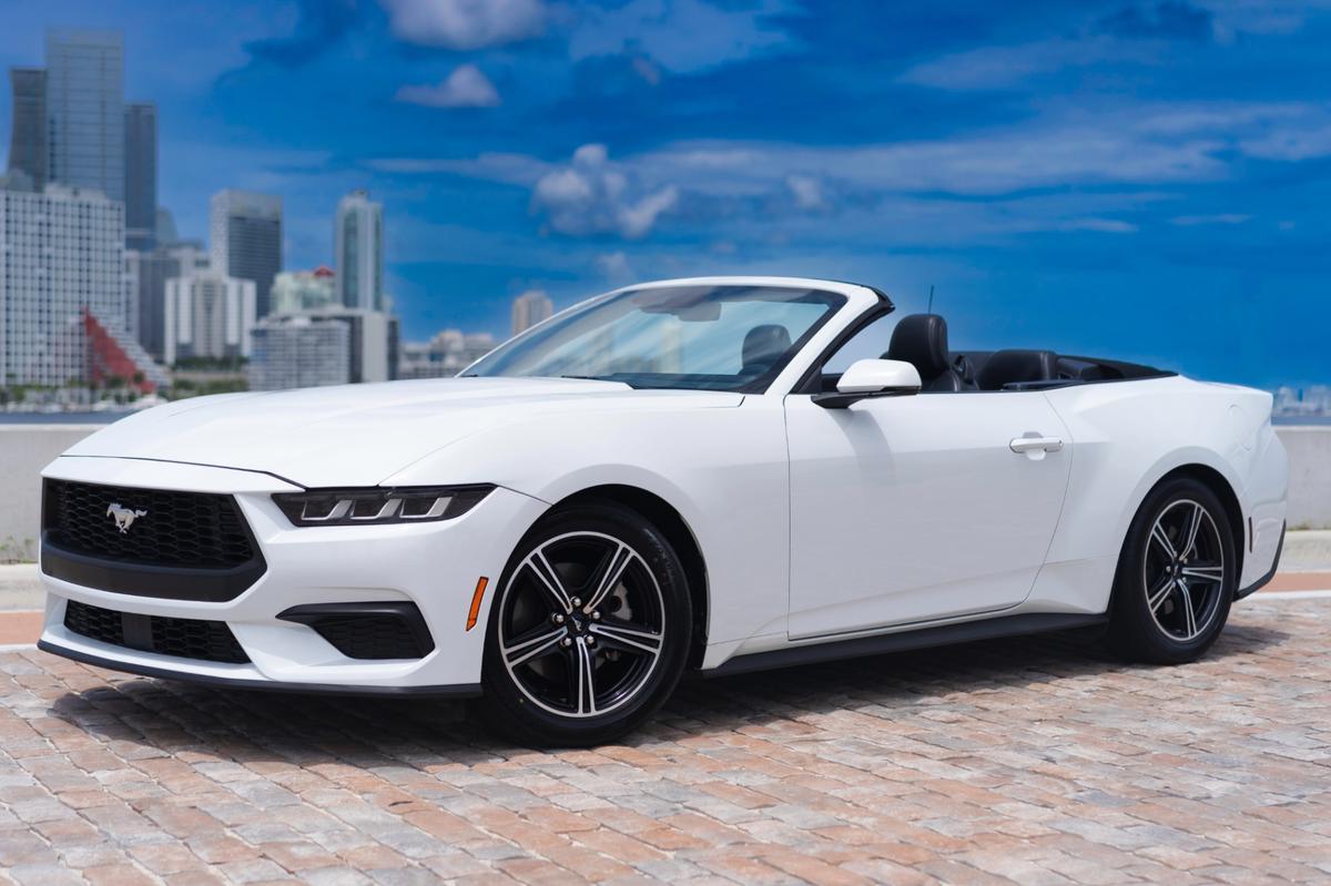 Ford Mustang 2024