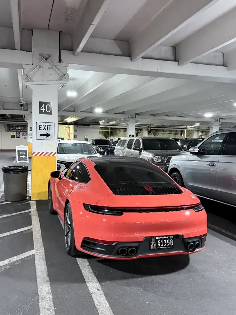 Porsche 911 2021
