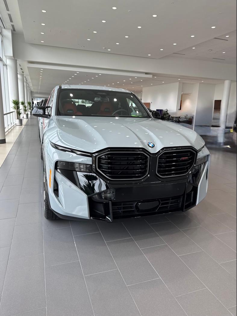 BMW XM 2025