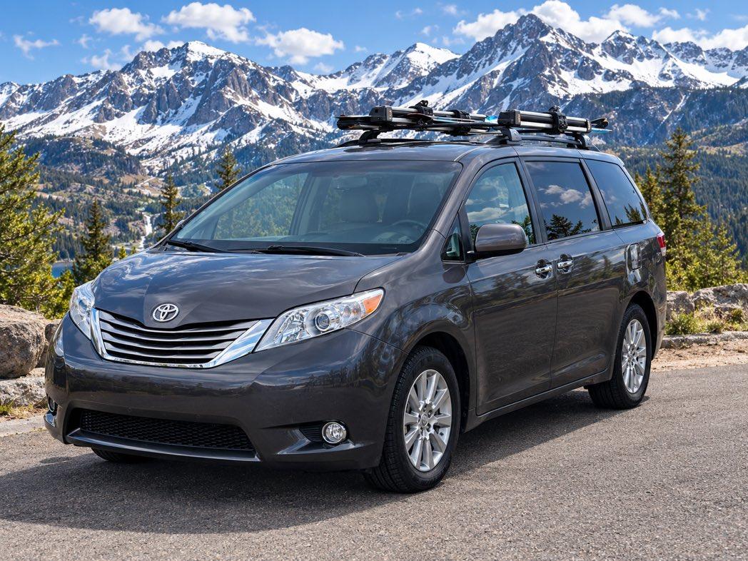 Toyota Sienna 2013
